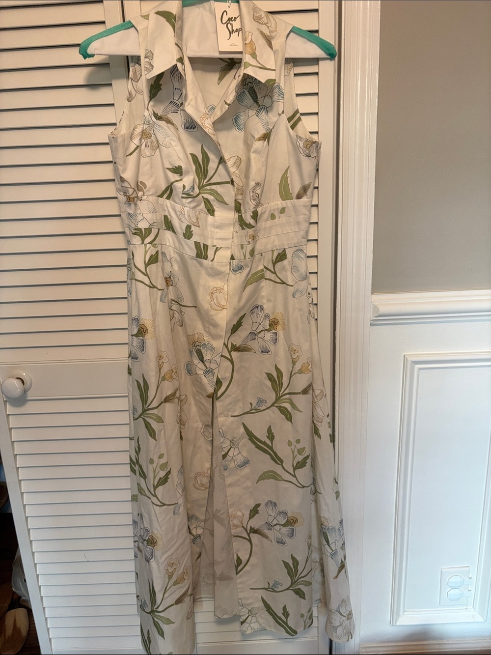 Coco Shop White Peace Lily Collared Dress